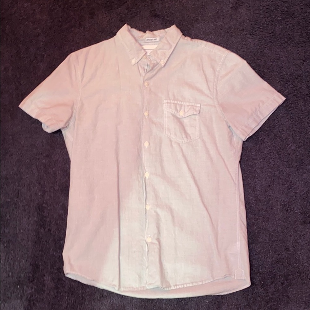 American Eagle Short Sleeve Button Up